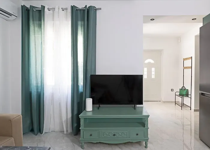 The Coastal Rock House Holiday home