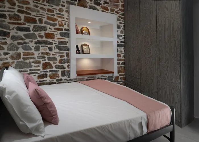 The Coastal Rock House * Volos