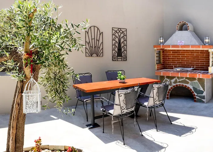 The Coastal Rock House Volos