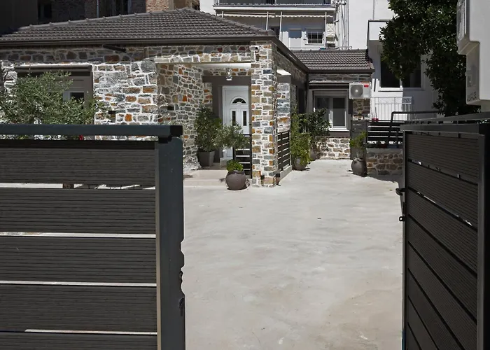 The Coastal Rock House Holiday home *