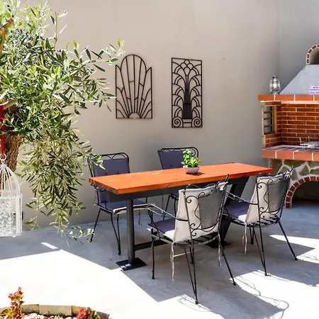 The Coastal Rock House Volos